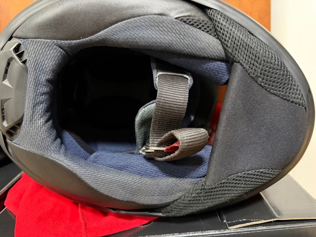 Ducati 77 DUCクラシック77 アライヘルメット m - メルカリ