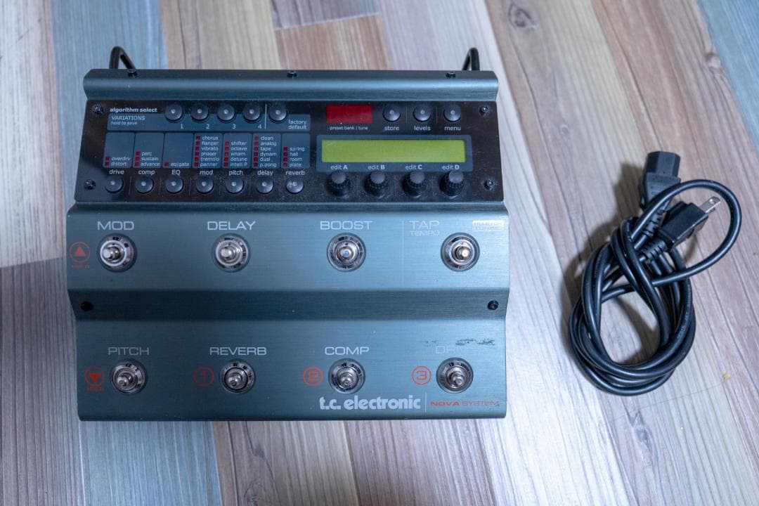 t.c.electronic Nova System マルチエフェクター
