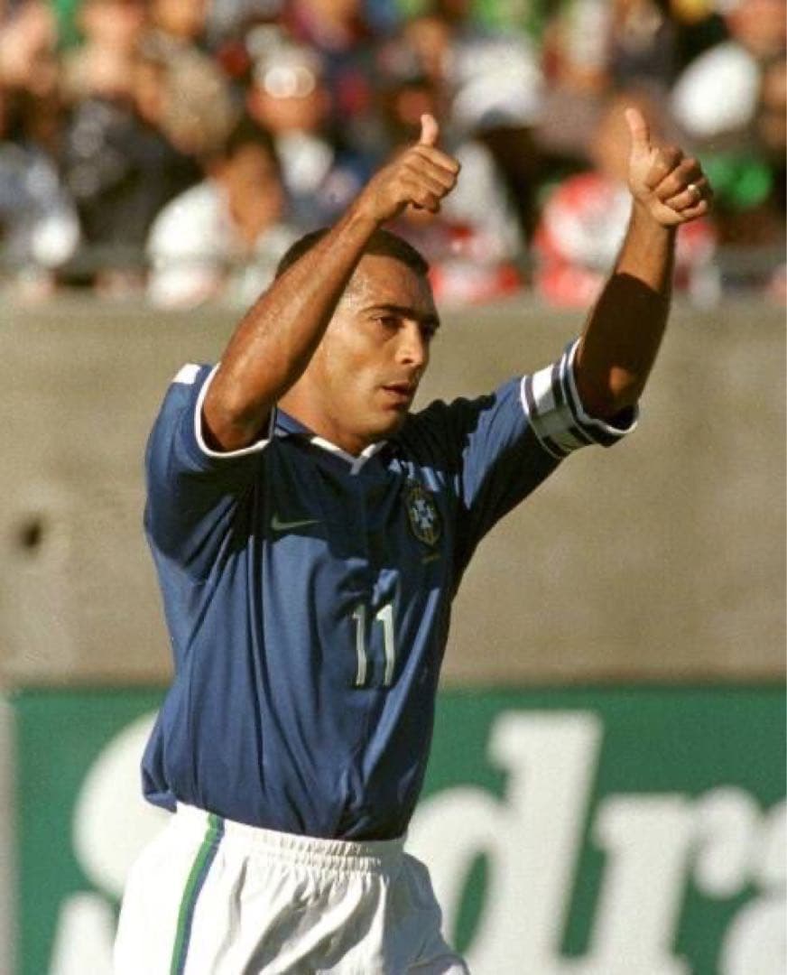 正規品 1997年ブラジル代表 アウェイ ユニフォーム ロマーリオ Mサイズ