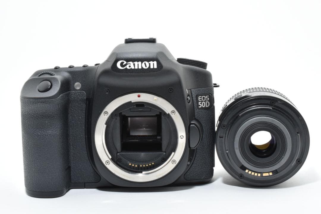 CANON EOS 50D＋EF-S 18-55mm F3.5-5.6 カメラ