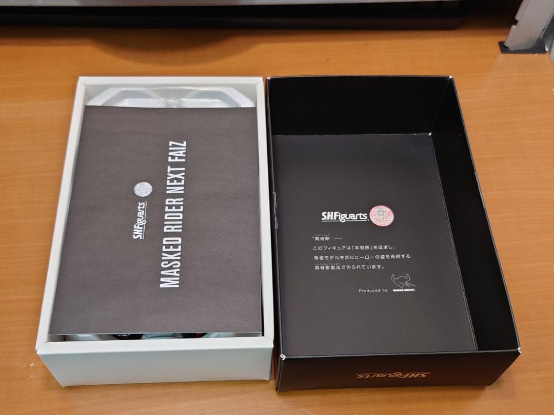 魂ウェブ商店　S.H.Figuarts　仮面ライダー５５５