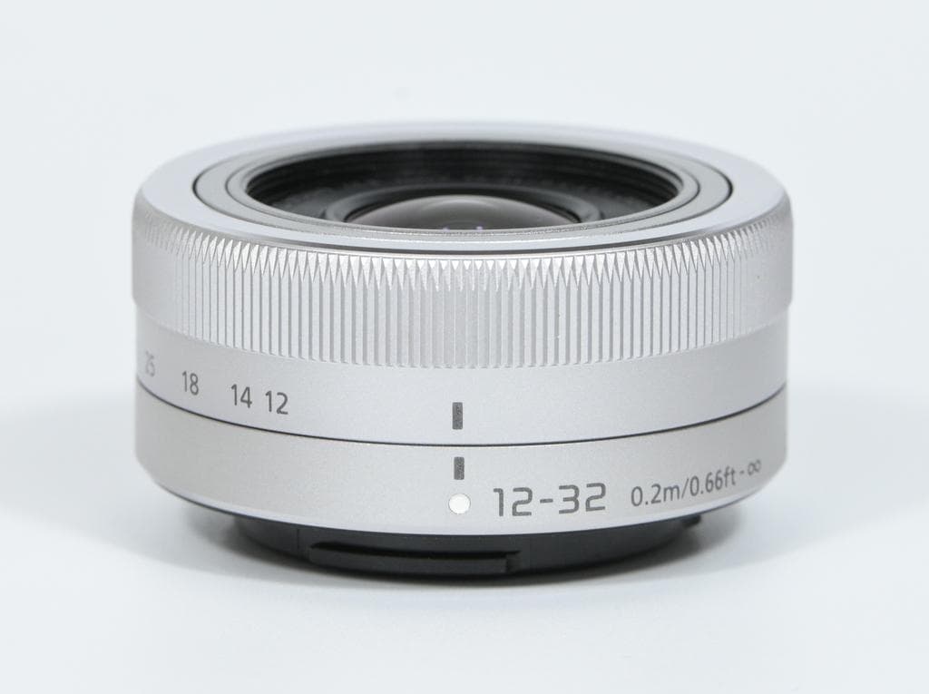 【美品】パナソニック LUMIX DC-GF10 レンズキット《SC数2511》