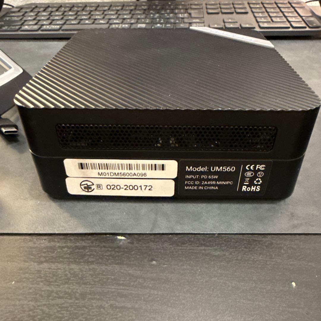 ジャンク ミニPC UM560 - メルカリ