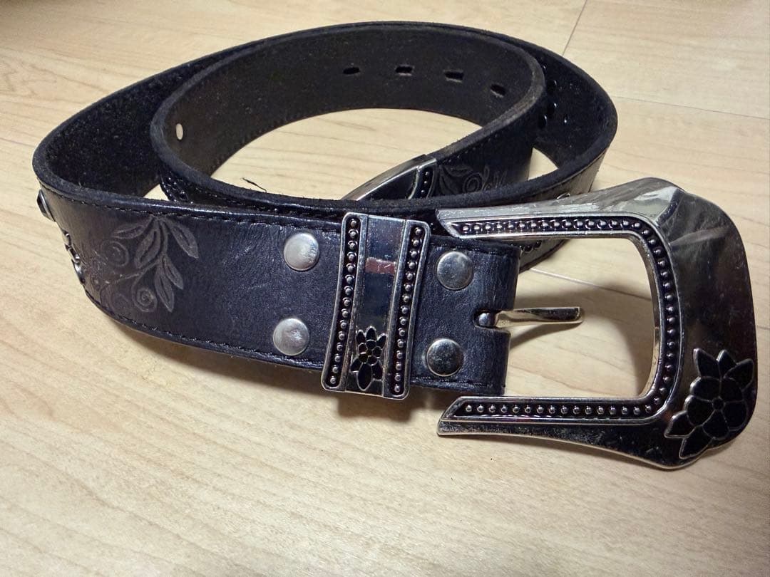 トルネードマート　ベルト TORNADO MART∴オーバルTOPスタッズスネークベルト / TORNADO MART