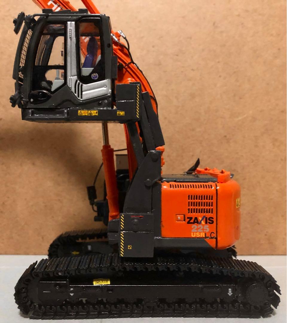 日立建機ZAXIS225USRLC-3 油圧ショベル1/50