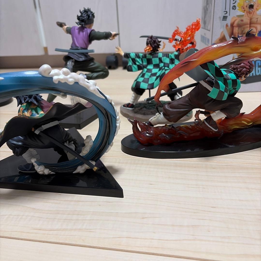 鬼滅の刃 一番くじ　折れぬ心と刃で進め　冨岡義勇フィギュア　竈門炭治郎　玄弥