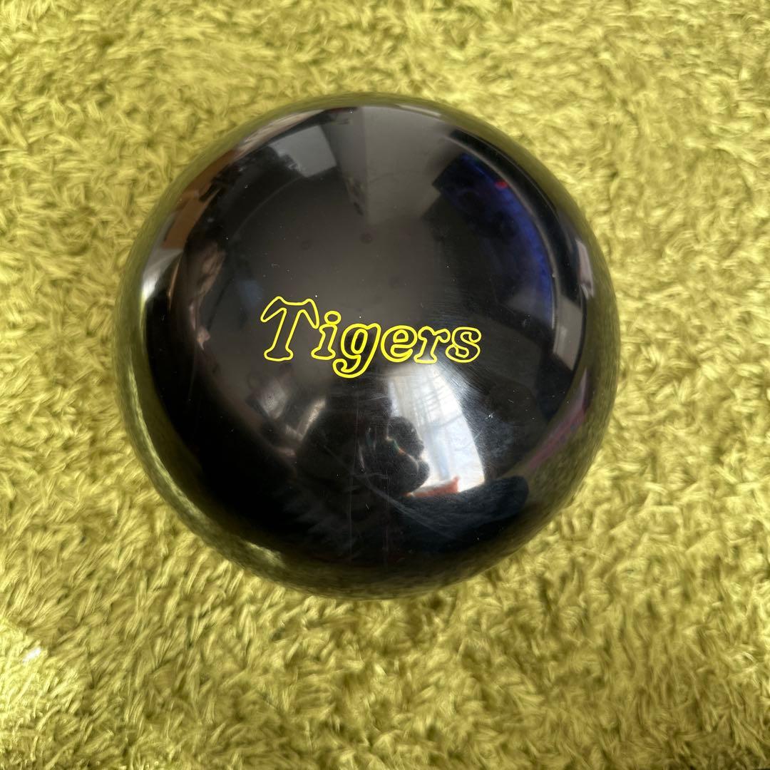 阪神タイガース ボーリングボール 非売品 - メルカリ
