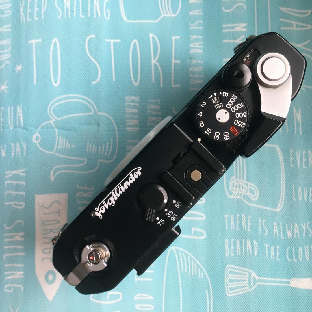 《難あり実用》 ベッサR コシナ フォクトレンダー、箱・取説・付属ストラップ付