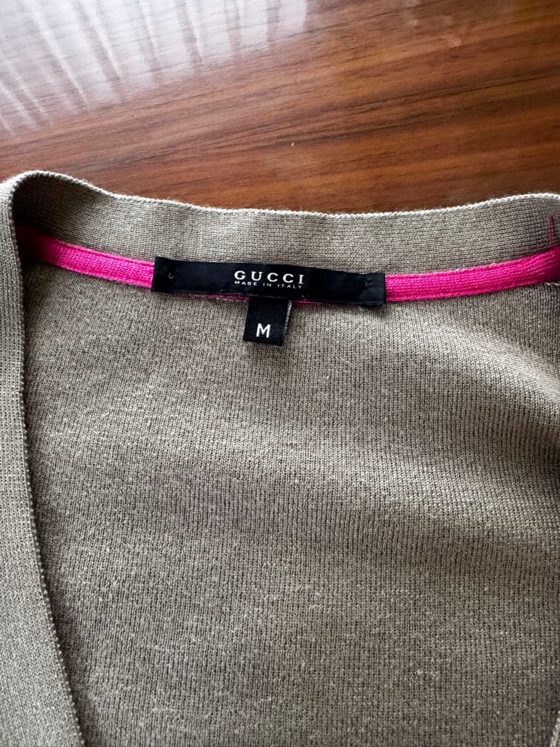 GUCCI Vネックカーディガン Mサイズ ベージュ/ピンク