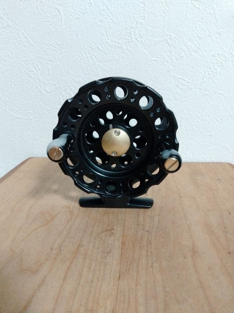 チヌ・石鯛リール タイコリール Amazon | 筏リール タイコリール チヌリール 全金属石鯛 カセ釣り