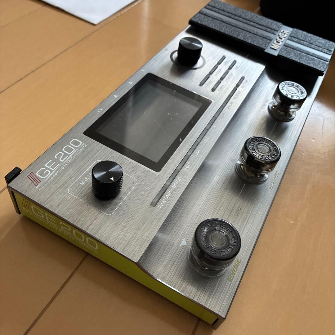 MOOER GE200 ギターエフェクター