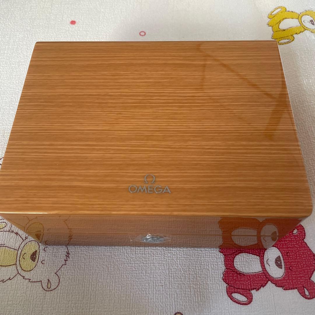 OMEGA オメガ 木製 時計ケース - メルカリ