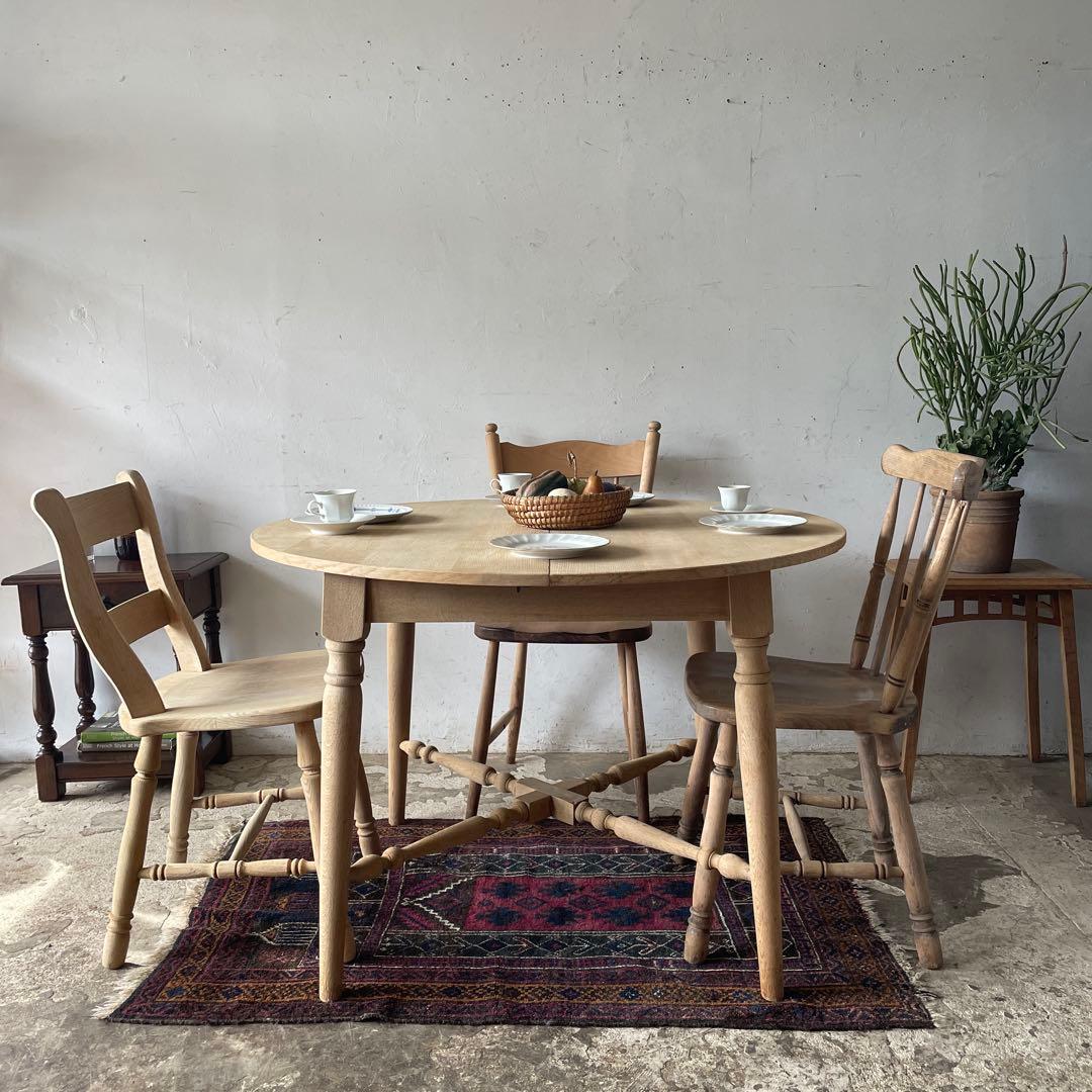 ビンテージ ラウンドエクステンションダイニングテーブル 剥離 英国ヴィンテージ エクステンション ラウンドダイニングテーブル