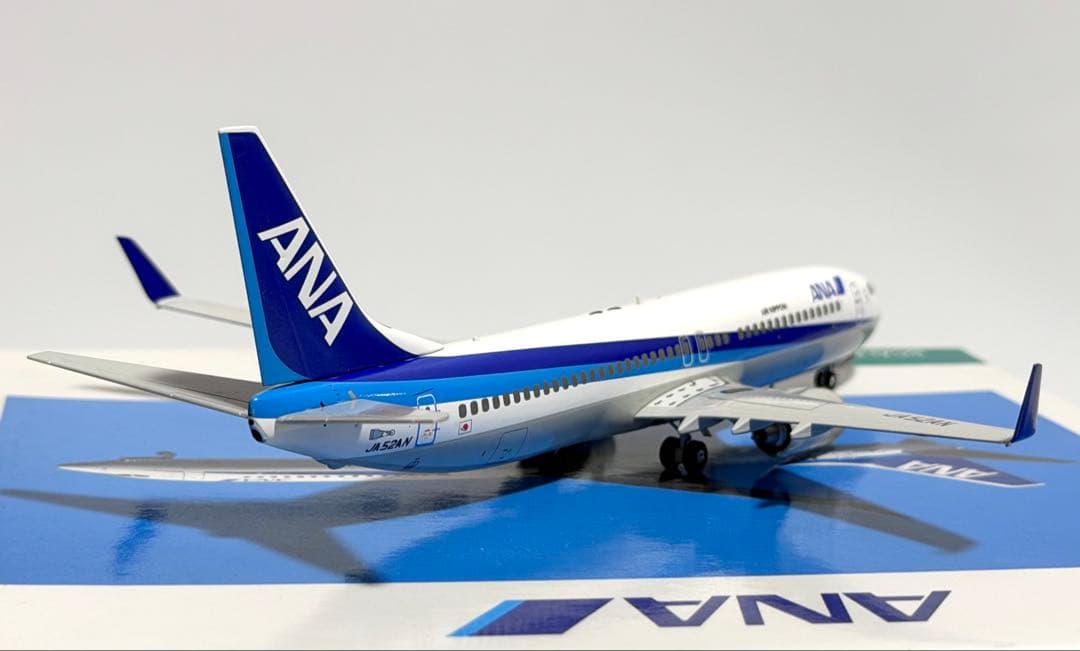 全日空商事 1/200 B737-800 ANA NH20033