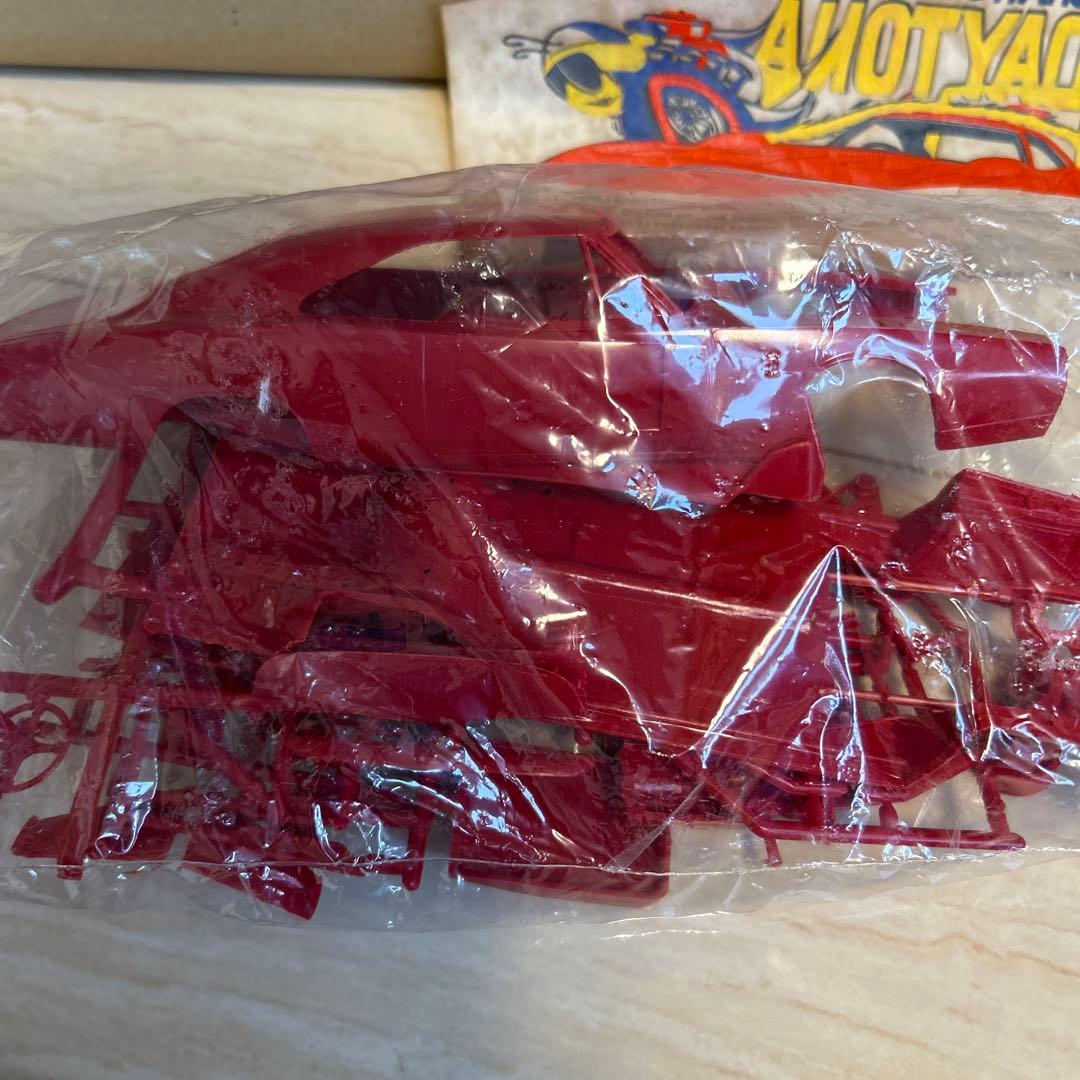 Dodge Charger Daytona 1/25スケールキット