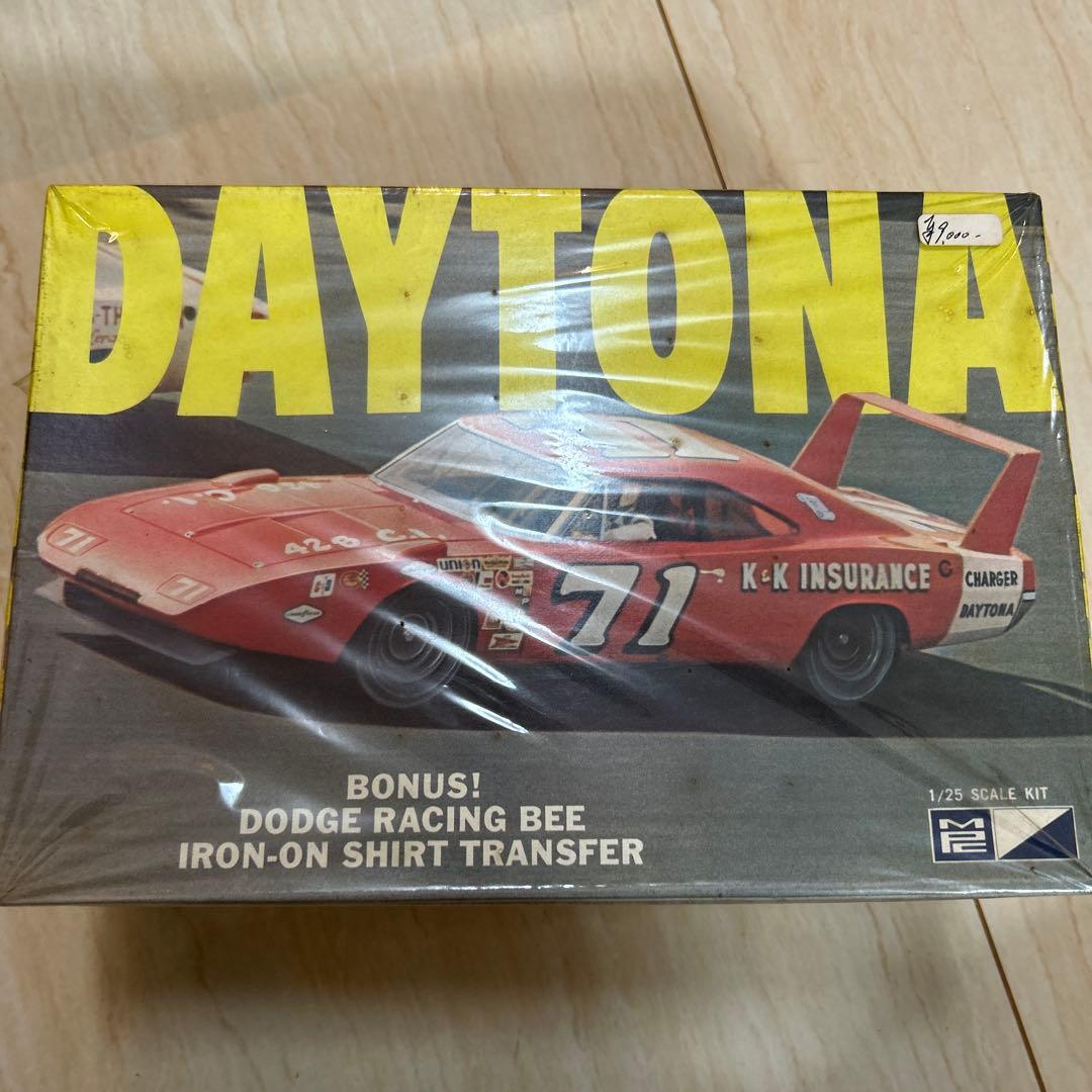 Dodge Charger Daytona 1/25スケールキット