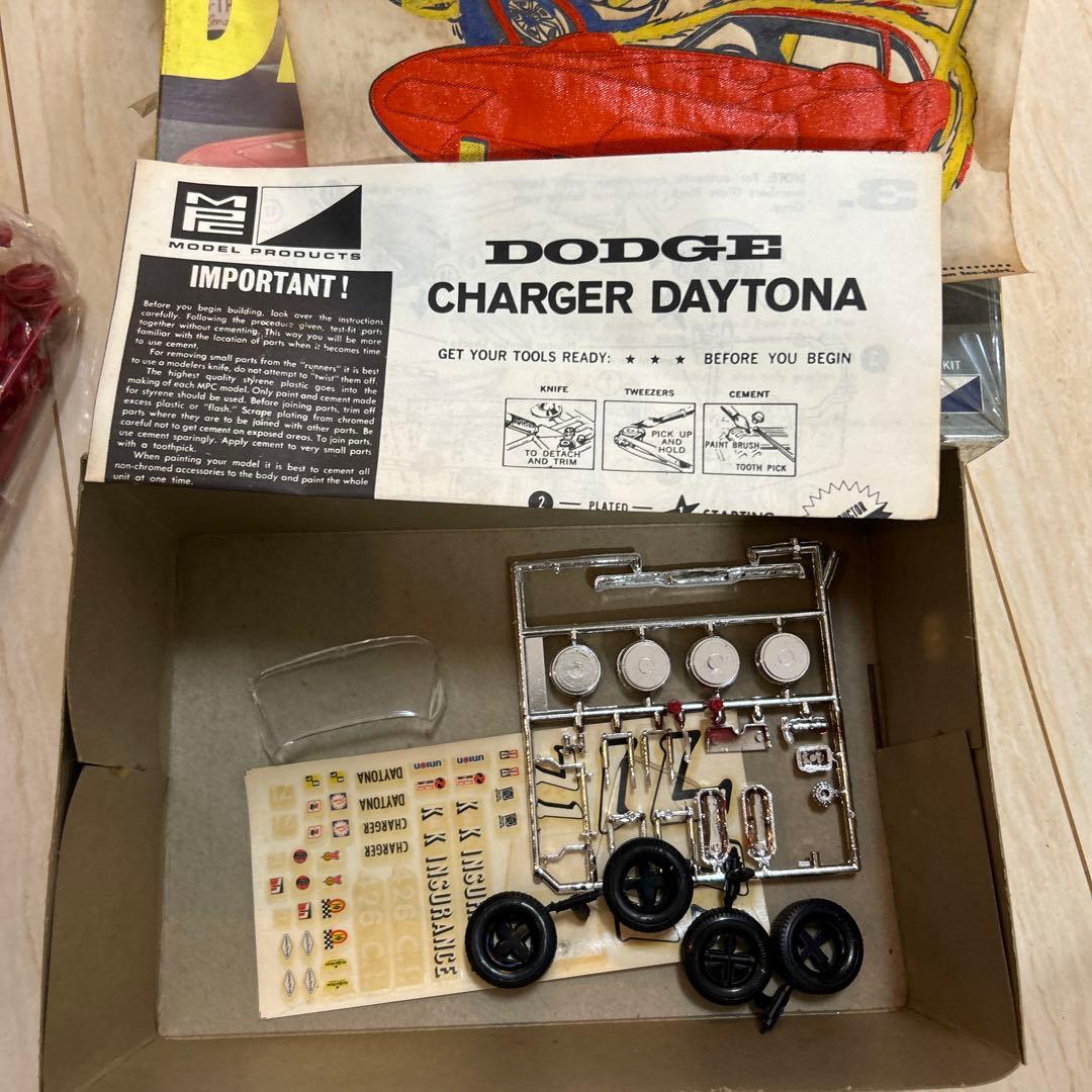 Dodge Charger Daytona 1/25スケールキット