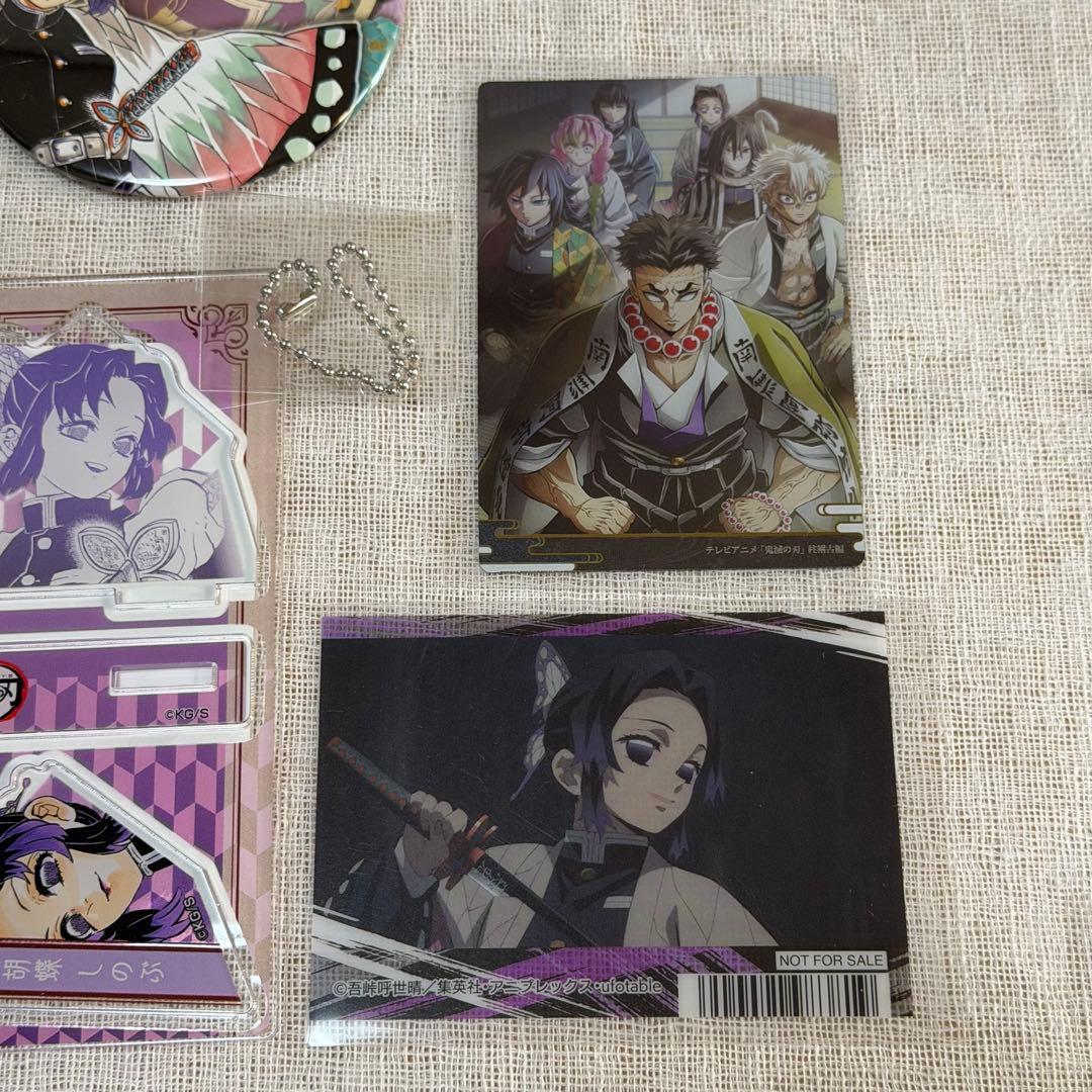 鬼滅の刃 スタンド＆チャームコレクション 原画展 缶バッジ 胡蝶しのぶ