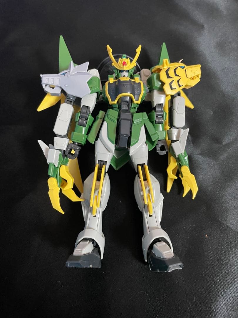 MG、HG ビルド系ガンプラ 素組み (1部塗装あり) - メルカリ