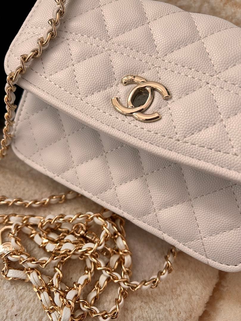 新品未使用✴︎CHANEL ノベルティ 白 ホワイト 3way キャビアスキン