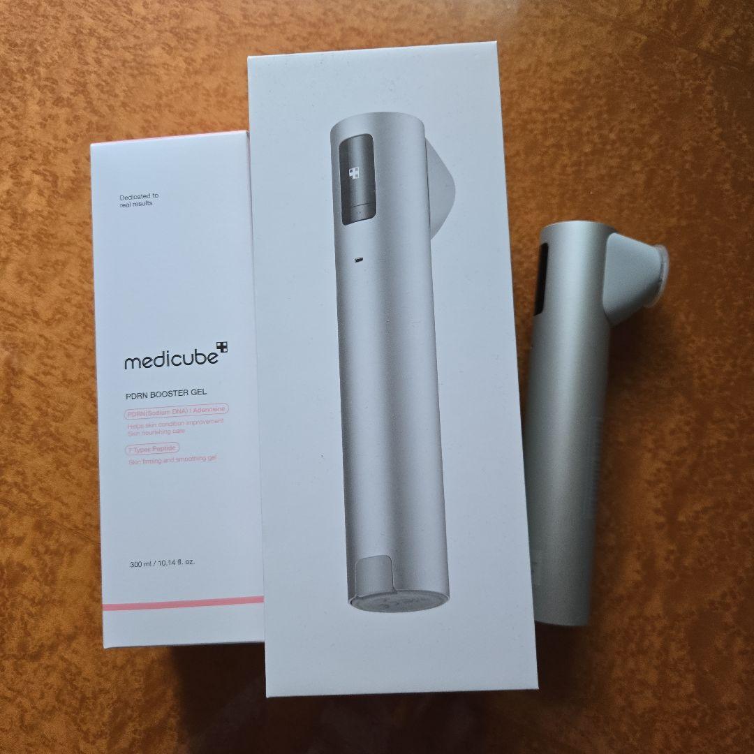 メディキューブ AGE-R ハイフォーカスショット 美顔器 ブースター ジェル Age-Rブースタージェル_100ml – MEDICUBEオンラインショップ