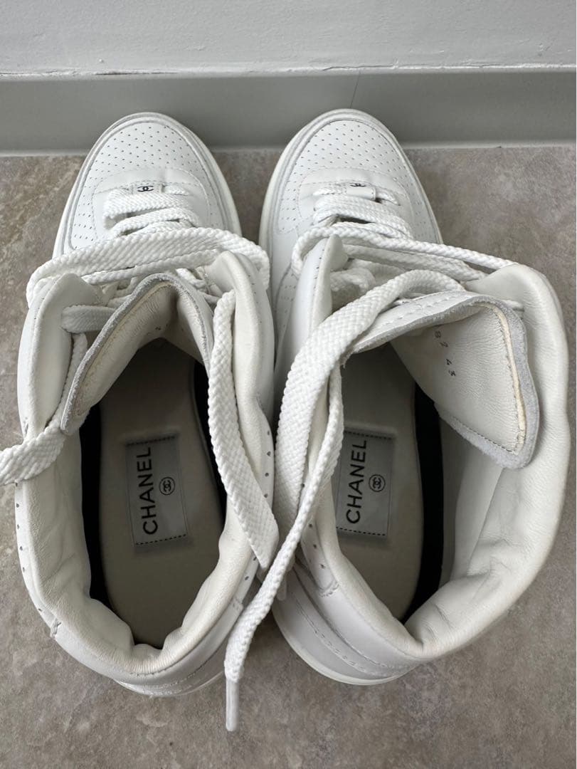 CHANEL ココマーク レザー ハイカットスニーカー