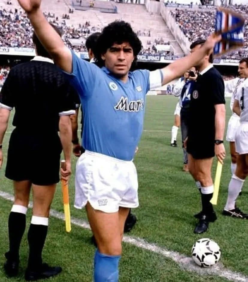 ナポリ 89/91 トレーニング ユニフォーム - メルカリ