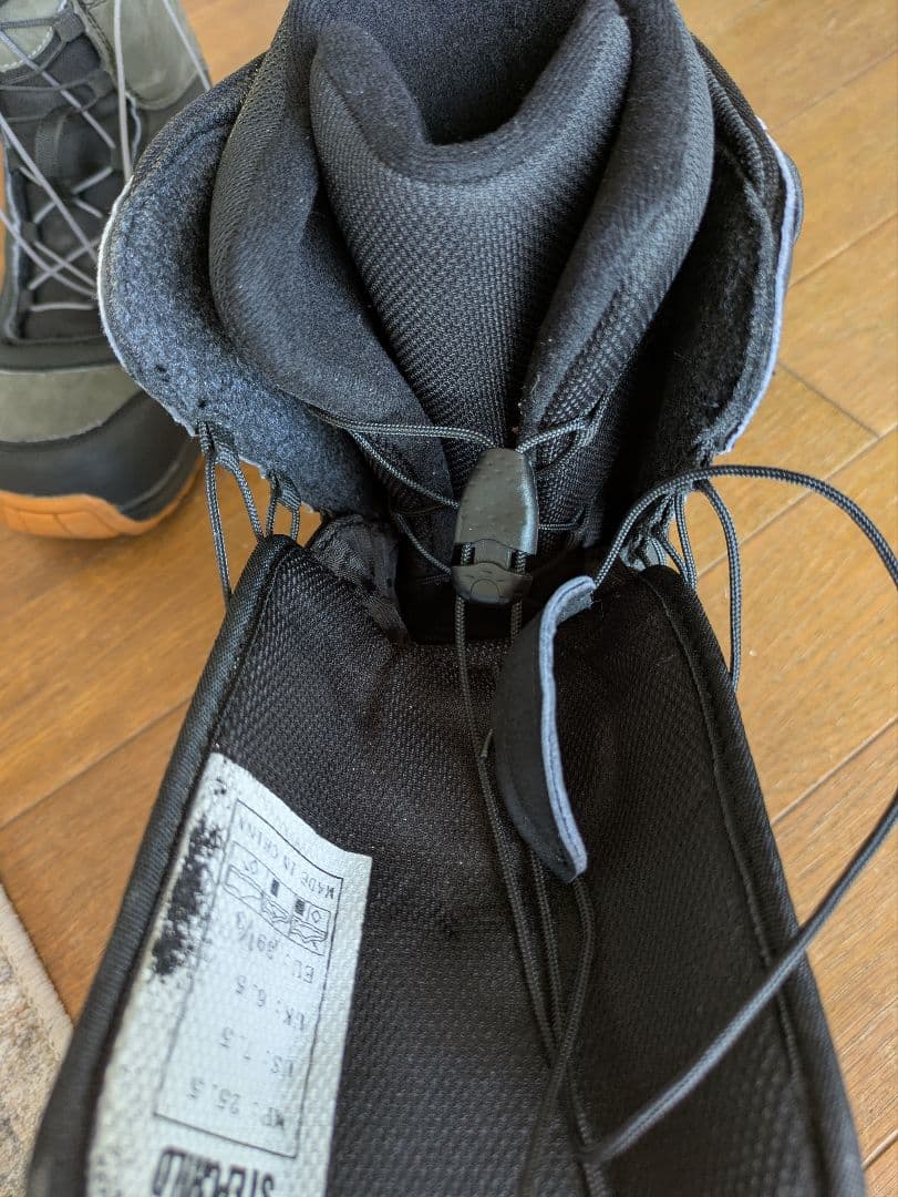 ビギナー初心者向け軽柔24.5〜25.5cm STEPCHILD スノボ ブーツ