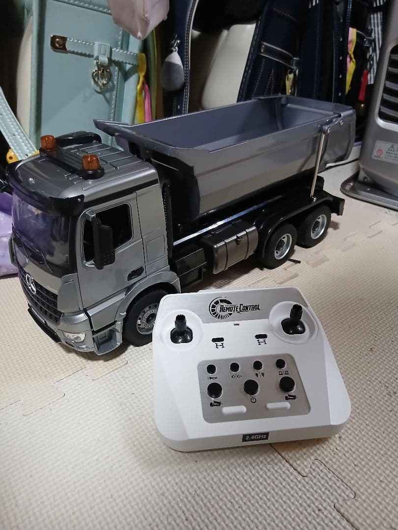 ダンプトラック ラジコン 荷台可動 ライトエンジンサウンド