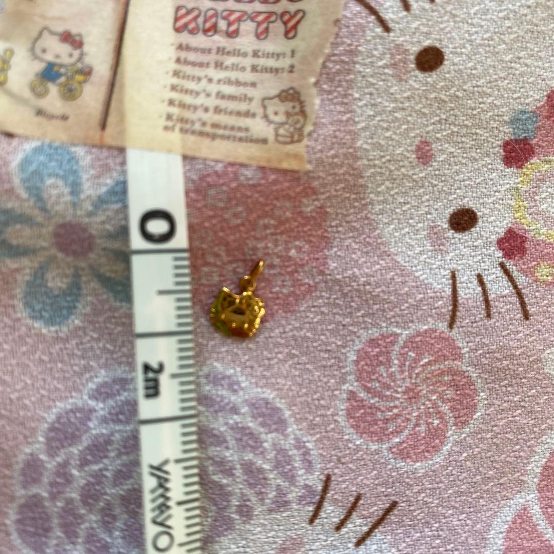 更に値下げ中 超希少ハローキティ 約1cm 箱付き