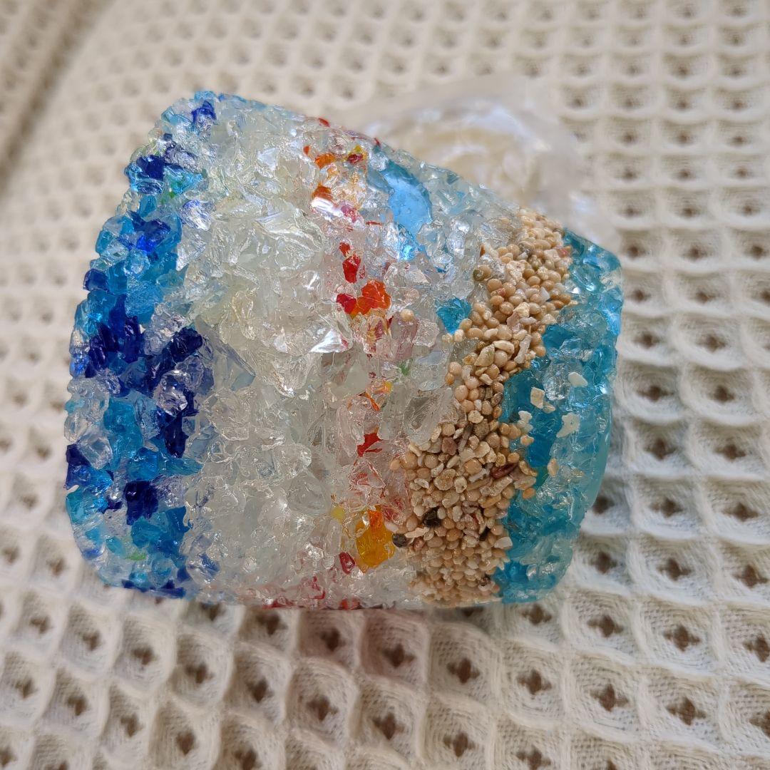 ガラス細工（沖縄の）サイズ（7.5cm×6.5cm）