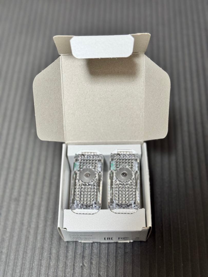 新品未使用 アウディ純正 ドアエントリーライト Sロゴマーク - メルカリ