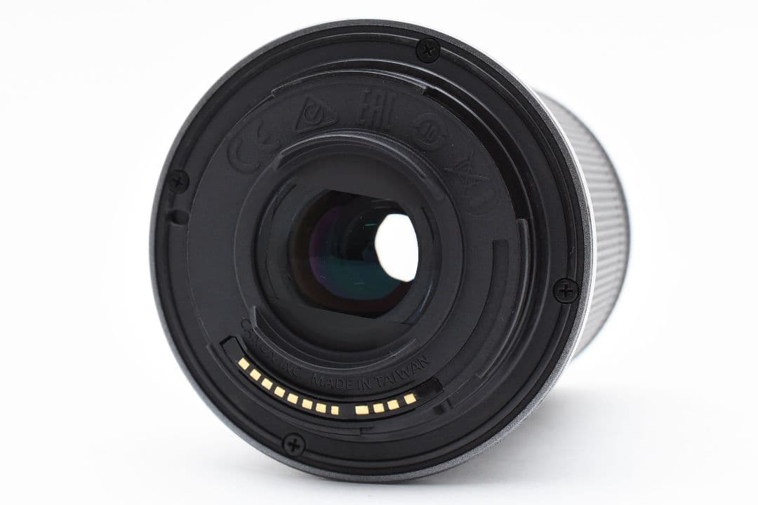 ほぼ新品 Canon RF-S 18-150mm f3.5-6.3 IS STM