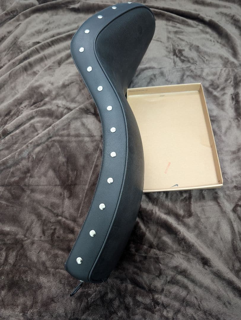 ドラッグスター250コブラシートスタッズ付き