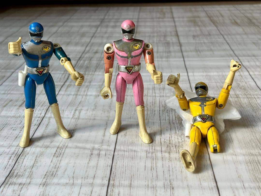 フィギュアセット 1982年大戦隊ゴーグルファイブ3体 - メルカリ