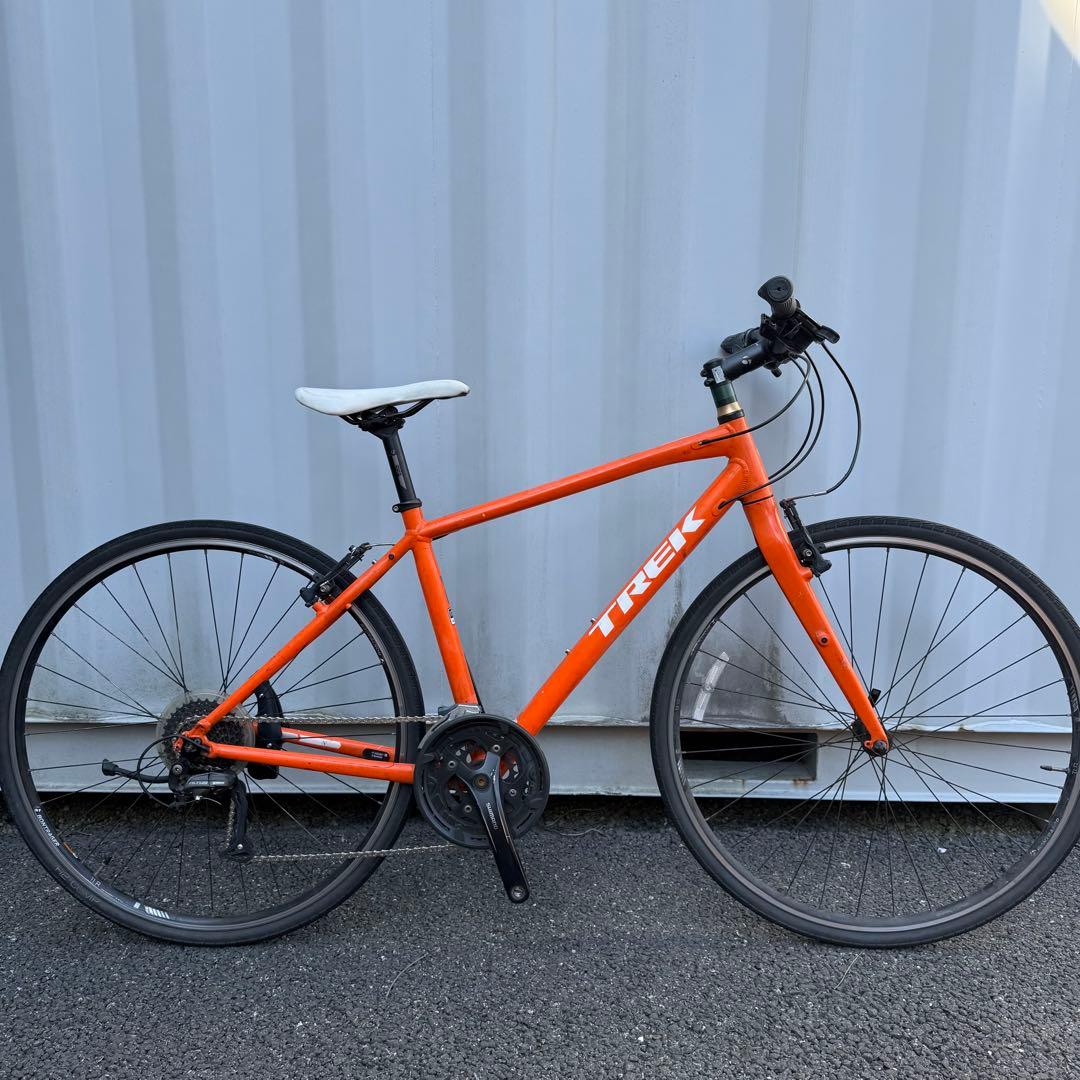 クロスバイク TREK 7.4FX 身長165-175cm 定価8.3万円