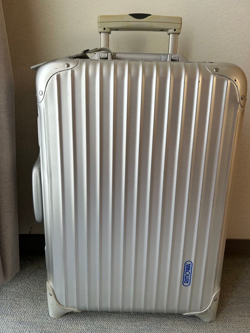 RIMOWA トパーズ 2輪 32L アルミスーツケース 中古・古着通販】RIMOWA (リモワ) トパーズ32Lアルミスーツケース2輪