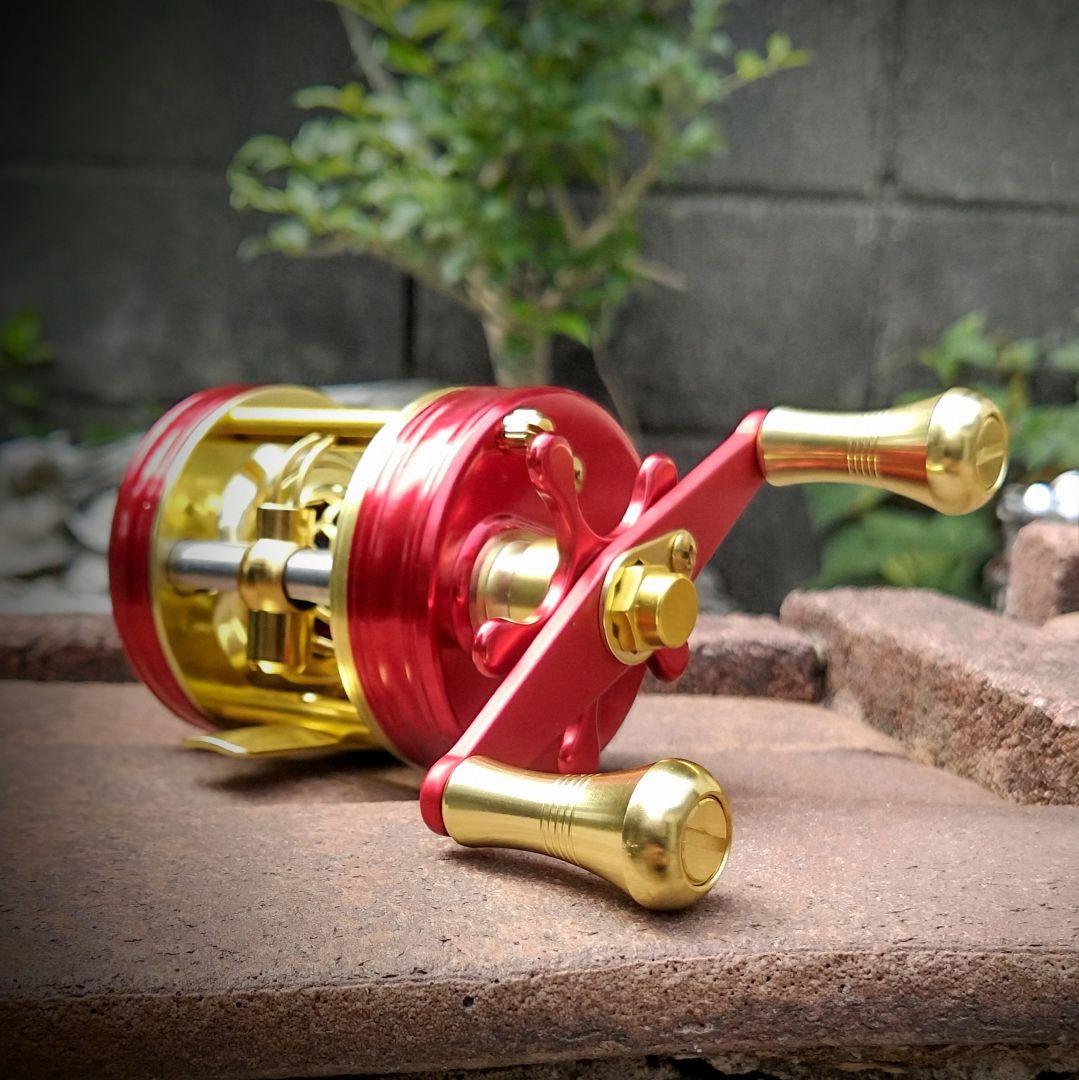 BULS1510C 丸型ベイトリール 右巻き レッド・ゴールド - メルカリ