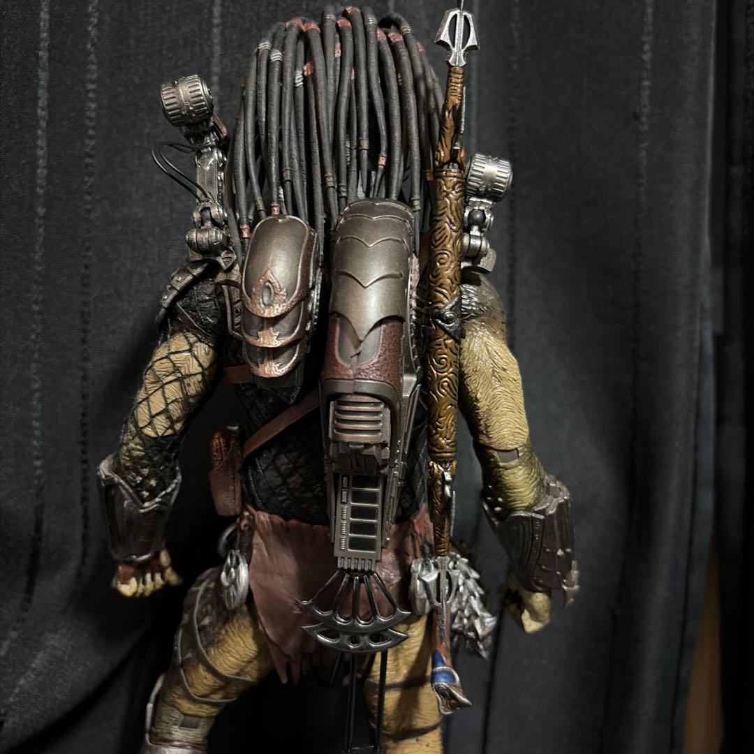 ウルフ・プレデター（重装備版）ホットトイズ