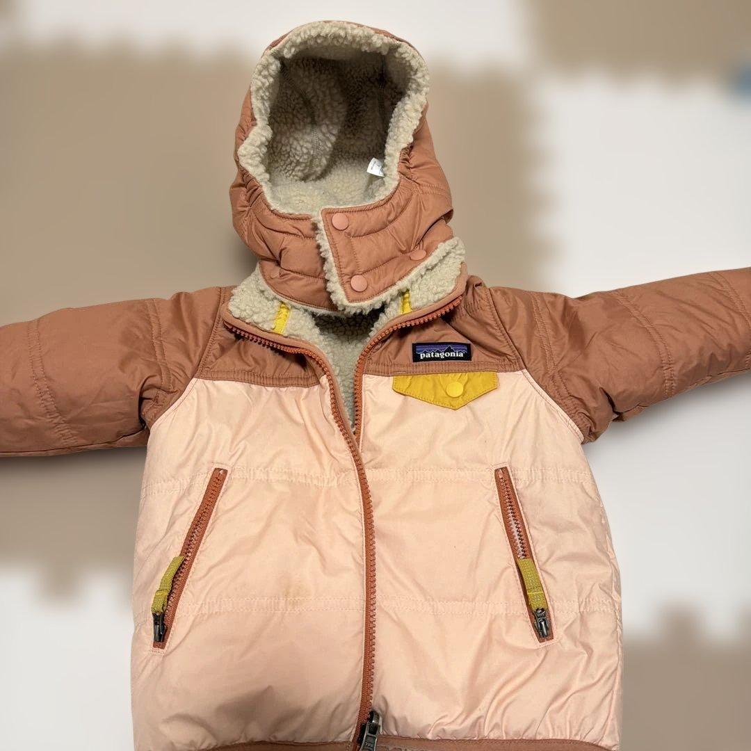 patagoniaアウター ベビー・リバーシブル・トリブルズ・フーディ2T