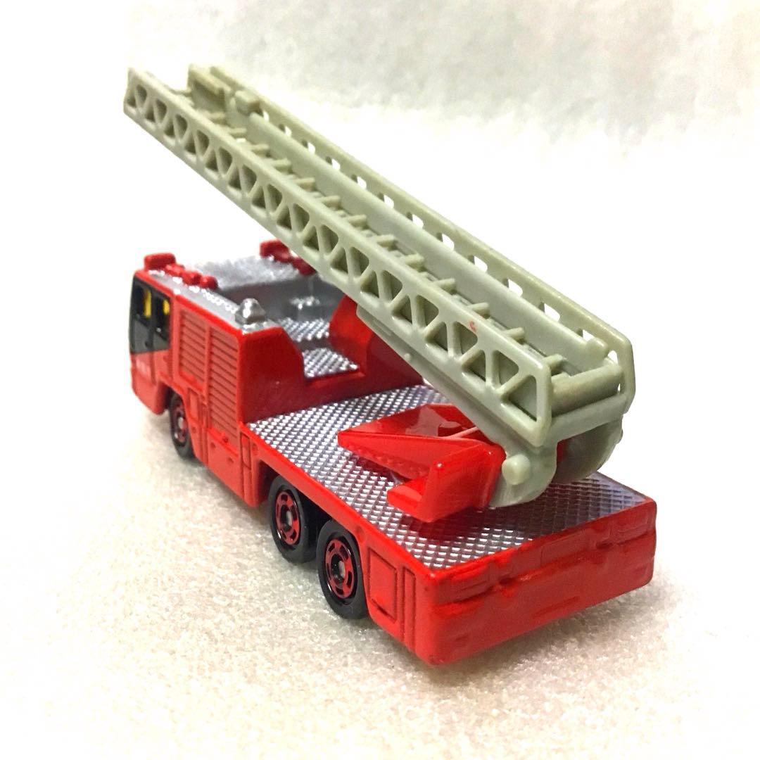 ぶー様 リクエスト確認用　 トミカ　消防車　トヨタ ダイナ ウォーターカッター車