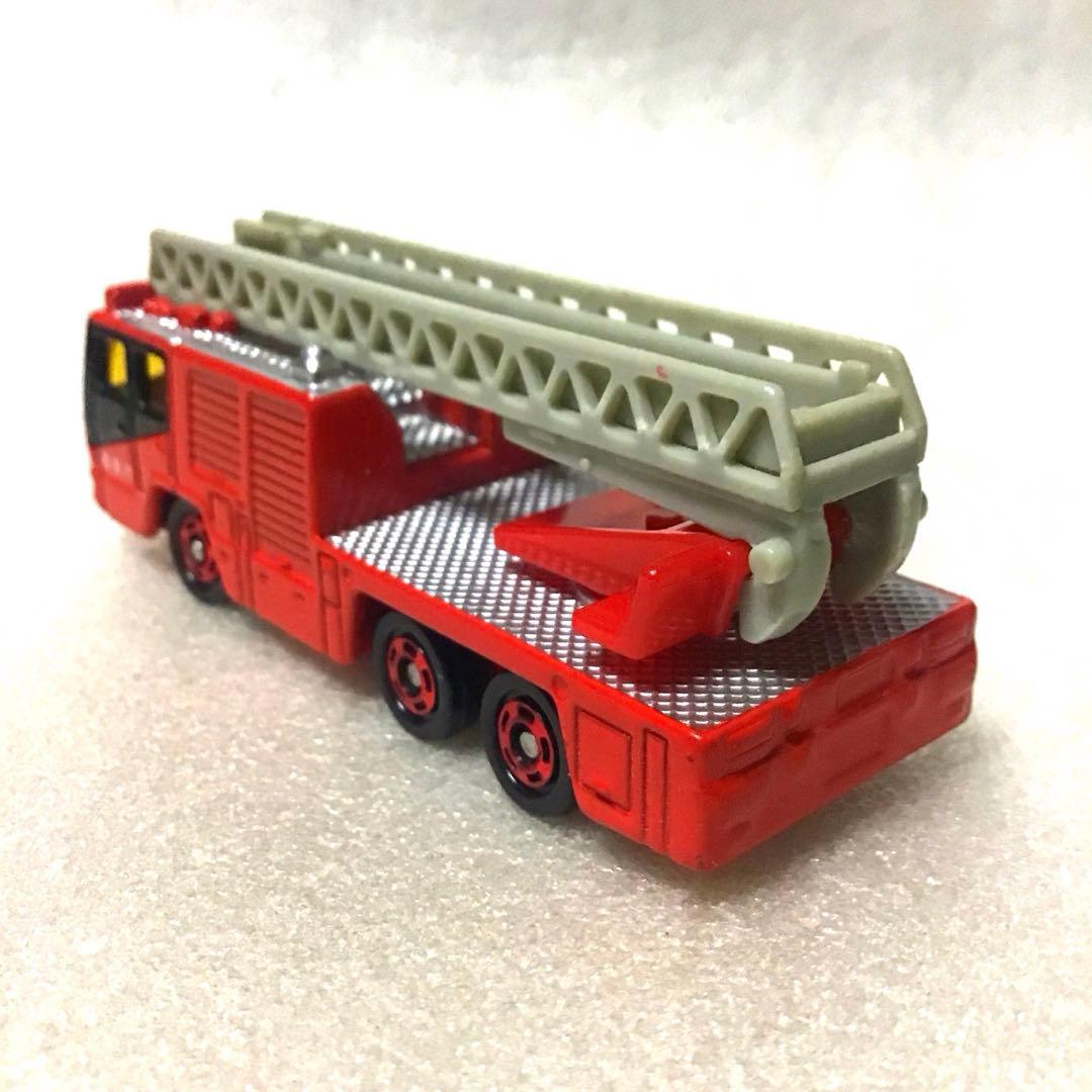 ぶー様 リクエスト確認用　 トミカ　消防車　トヨタ ダイナ ウォーターカッター車