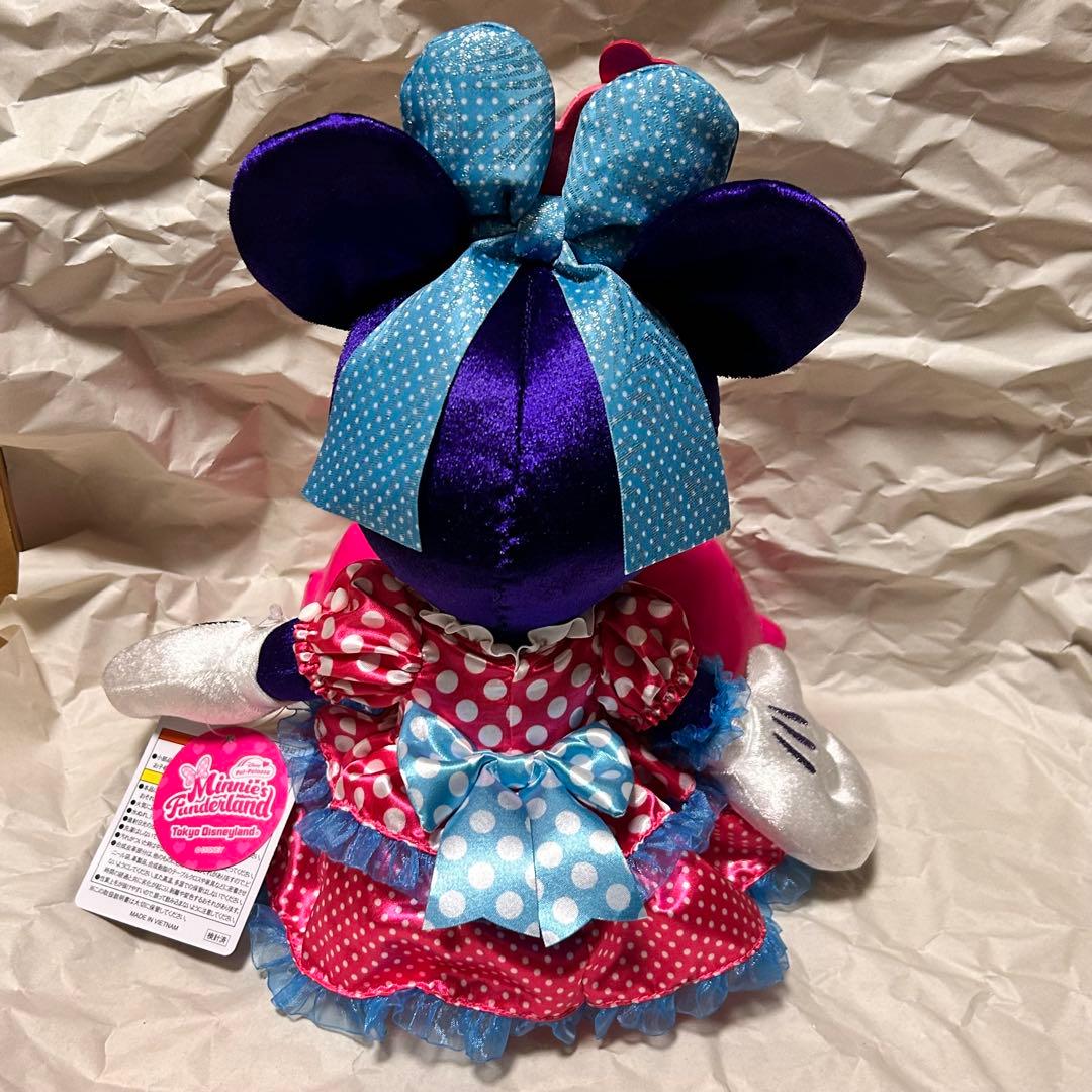ディズニーパルパルーザ　ミニーのファンダーランド　ぬいぐるみ