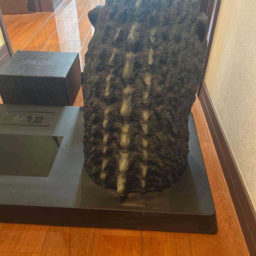 ゴジラDVDセット　ヘッドフィギュア 専用ボックス付き