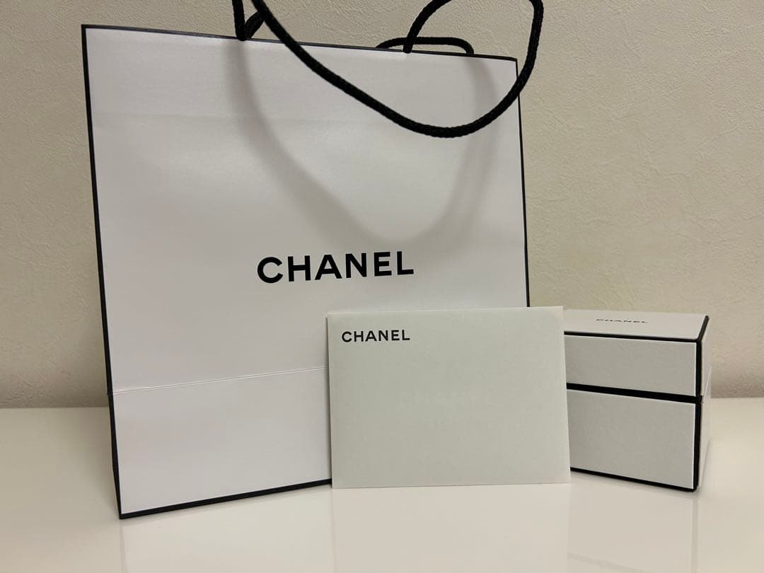 CHANEL♡新品未使用ココクラッシュ リング ステキな40代は手元が違う！シャネル【ココ クラッシュ】コーデ＜読者