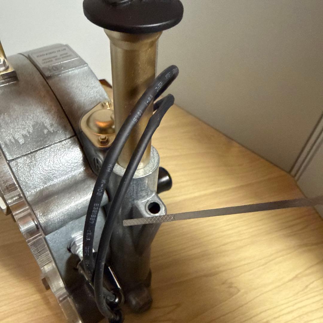 デアゴスティーニ 1/2 ロータリーエンジン模型 透明カバー付き