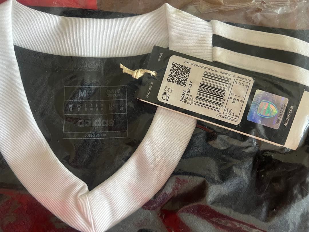 日本未発売・新品タグ付き】アーセナル 24/25 3rd GK ユニフォーム