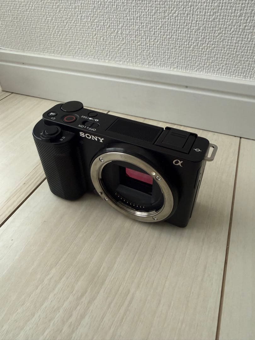 美品】SONY ZV-E10 ダブルレンズ＋予備バッテリー｜SEL50F18 - メルカリ