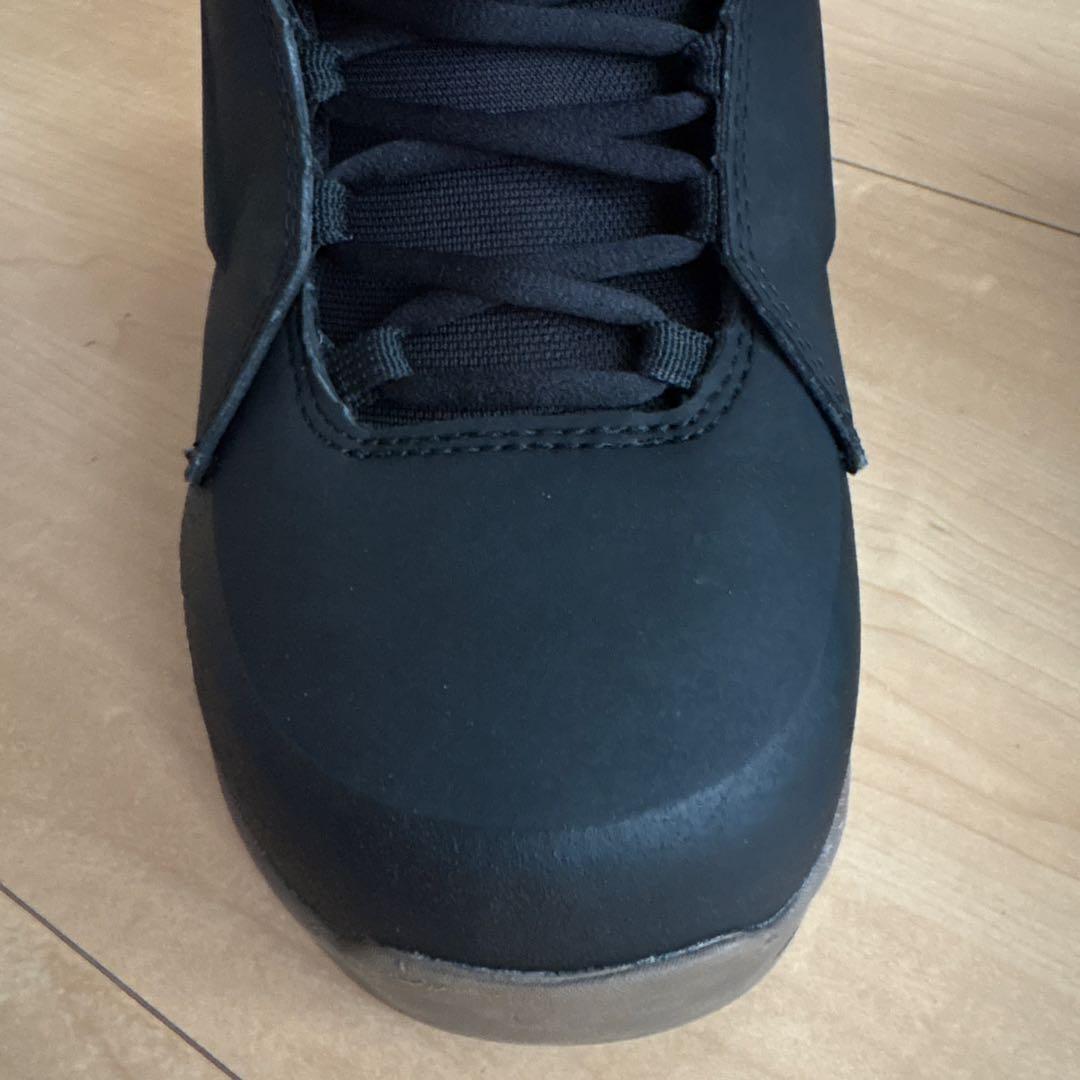 【しよん】THIRTYTWO LASHED X VOLCOM 25.5cm