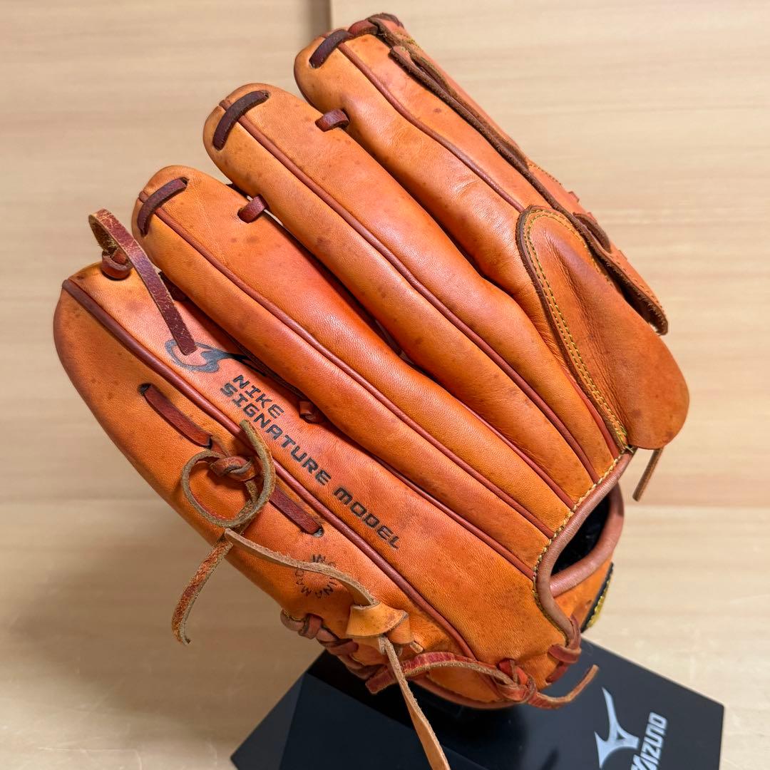 ナイキ シグネチャー 上原浩治モデル 投手向け 軟式用 野球 グローブ
